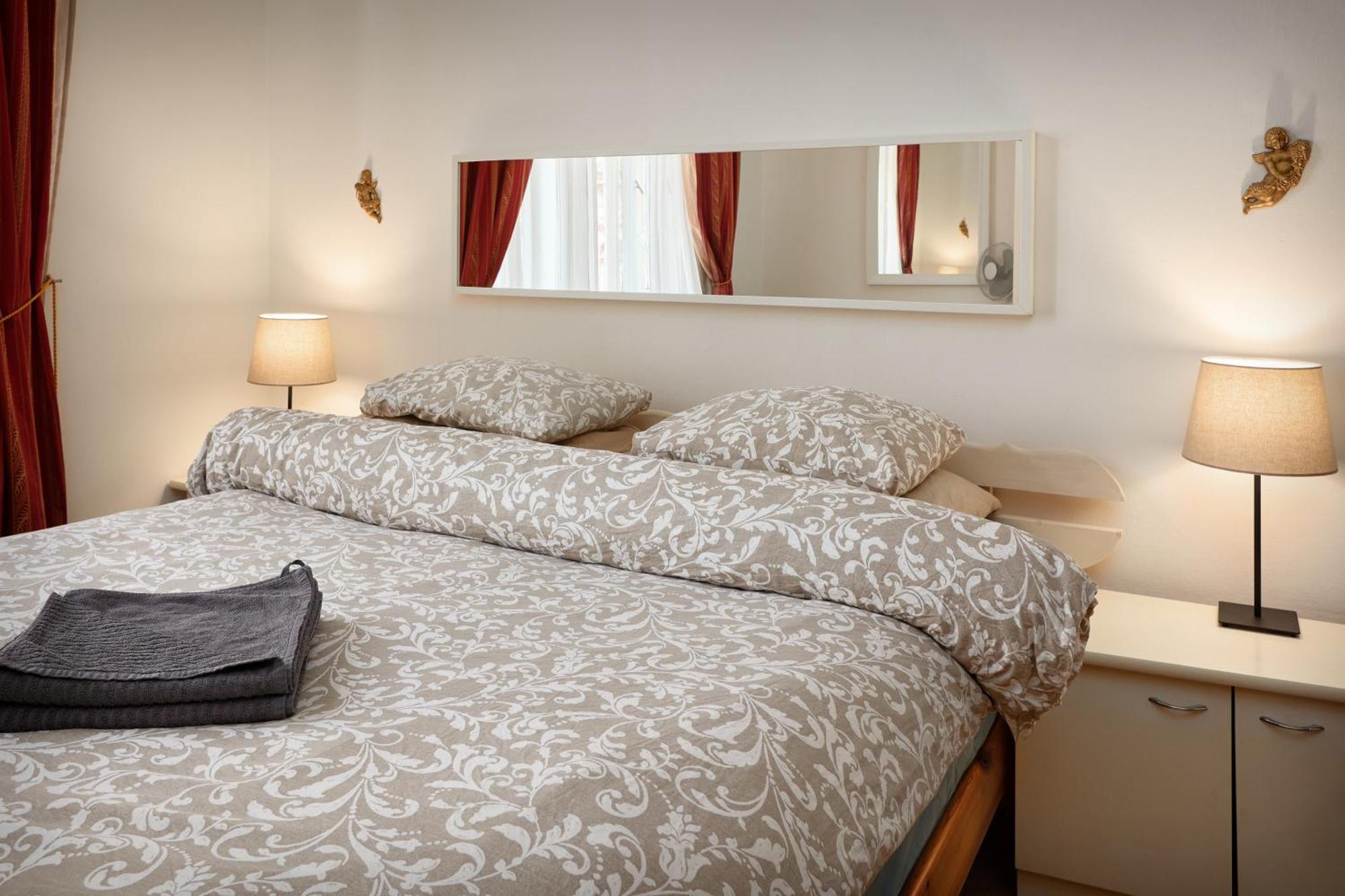 Old Town & Parking Assistance Apartman Prága Kültér fotó