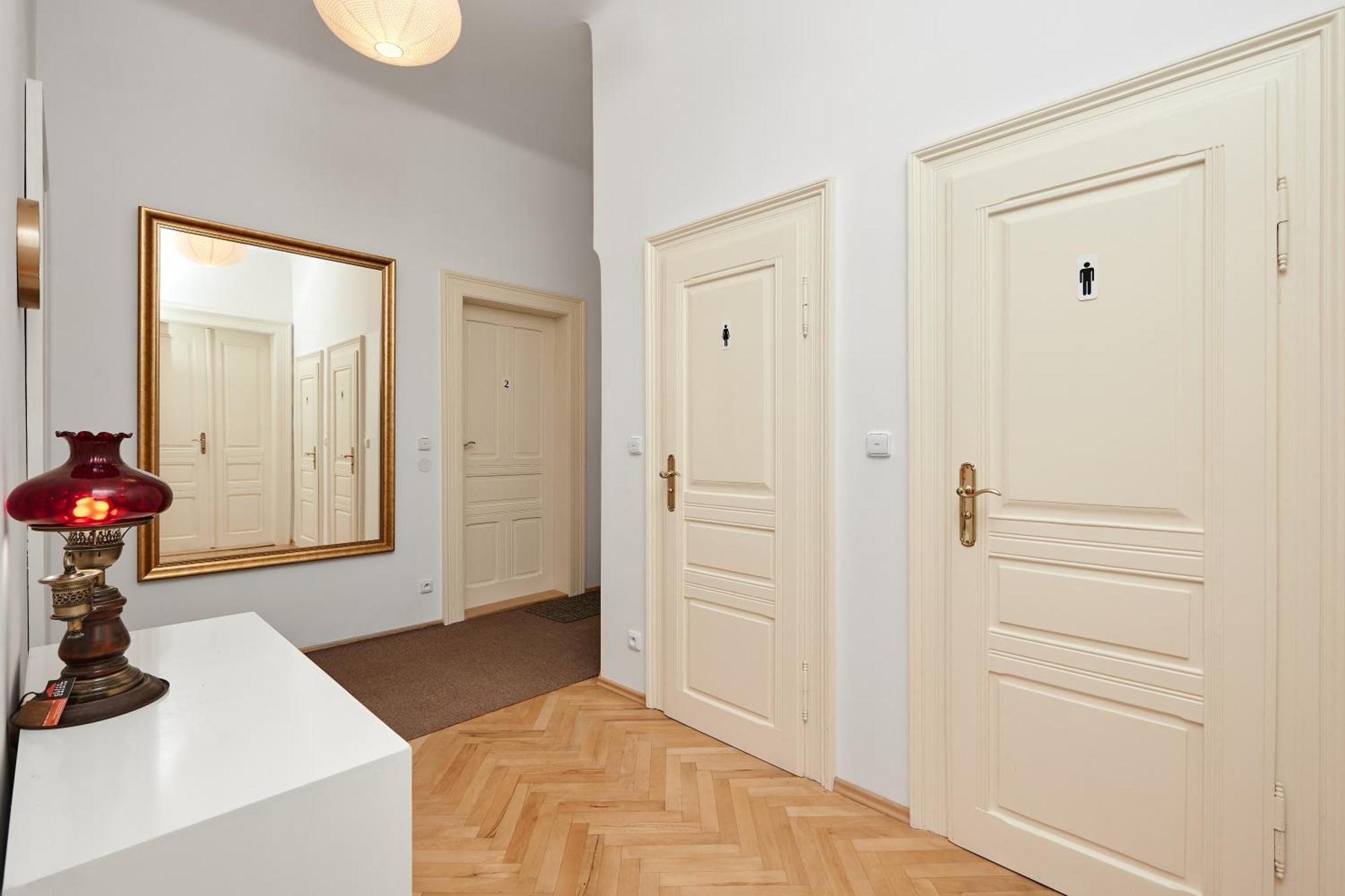 Old Town & Parking Assistance Apartman Prága Kültér fotó