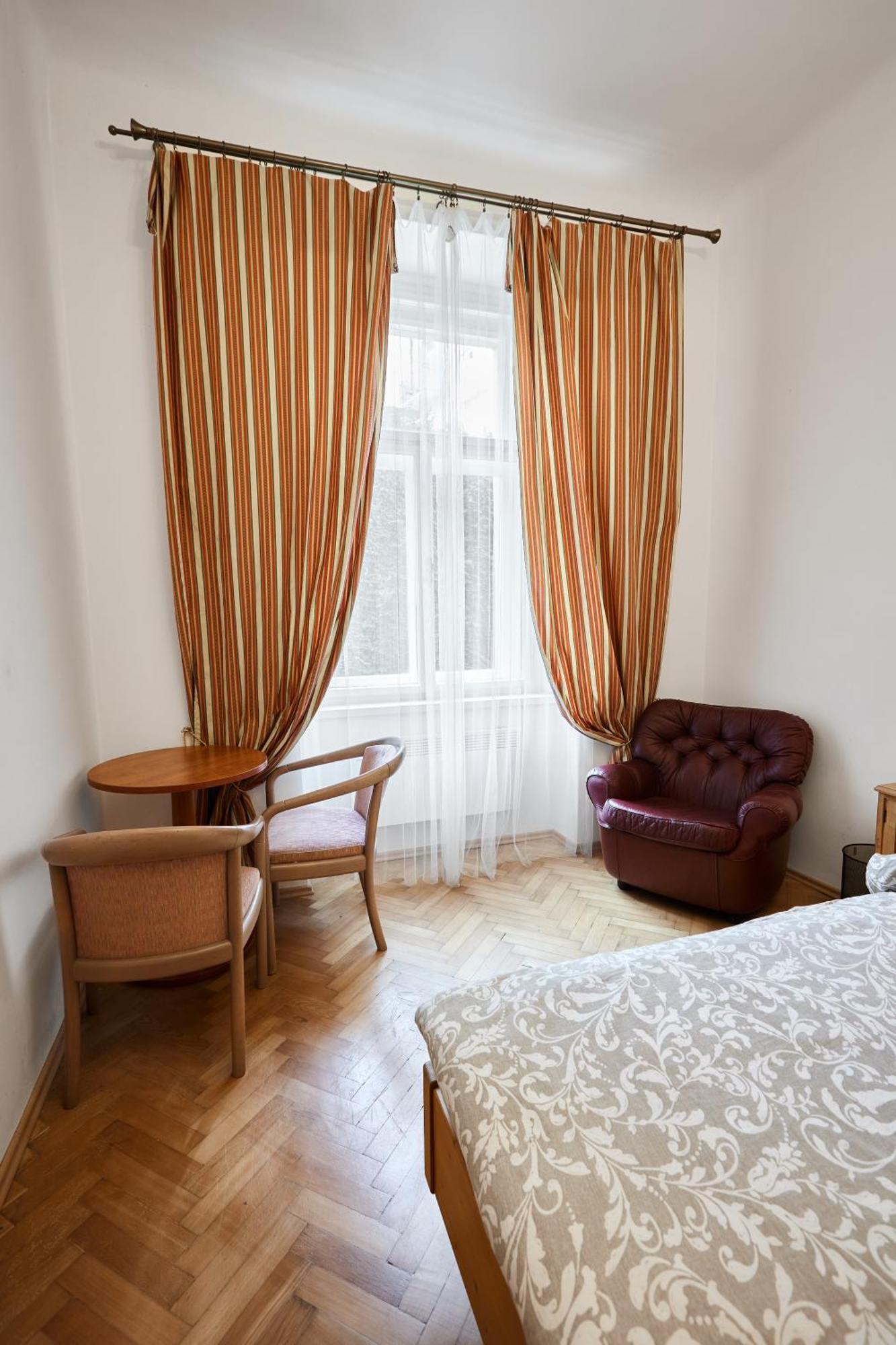 Old Town & Parking Assistance Apartman Prága Kültér fotó