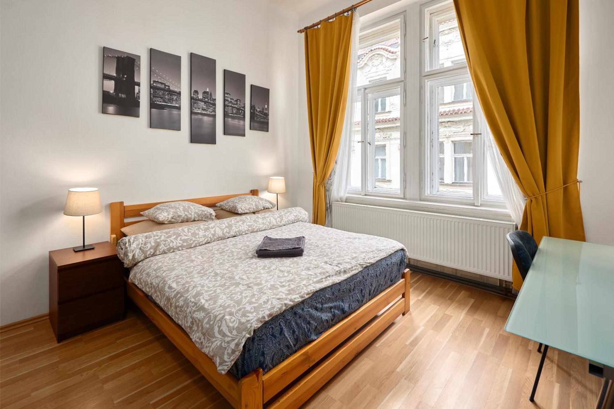 Old Town & Parking Assistance Apartman Prága Kültér fotó